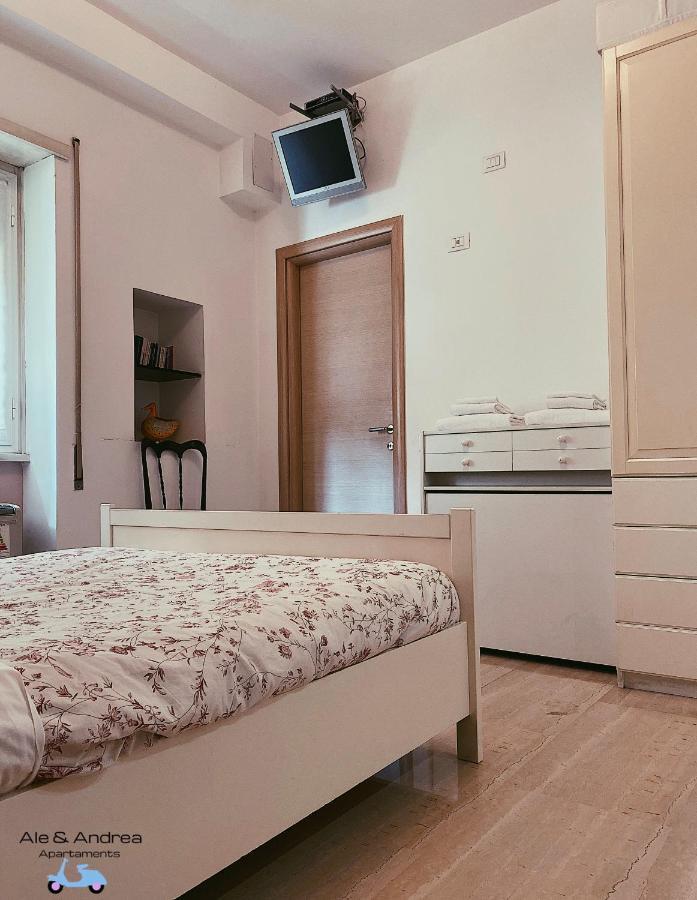 Ale&Andrea Apartments Blu & Lilla روما المظهر الخارجي الصورة